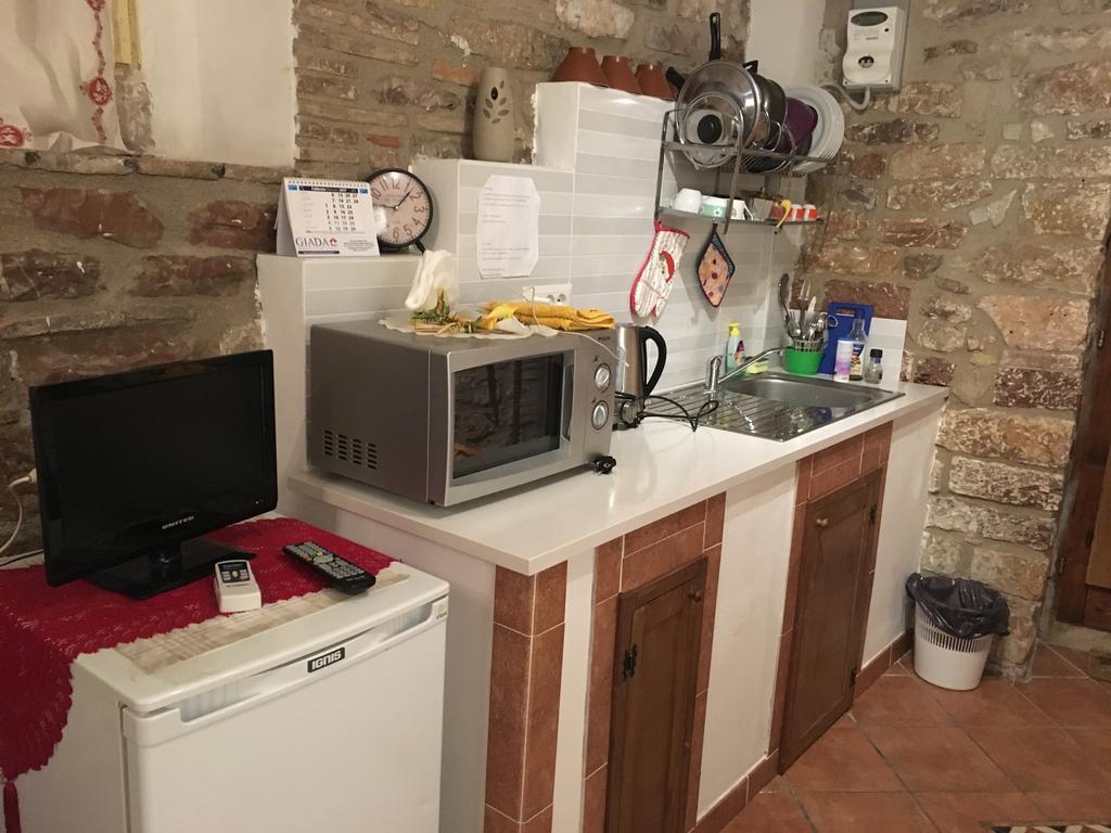 Apartments Aurora Delle Rose Asyż Zewnętrze zdjęcie