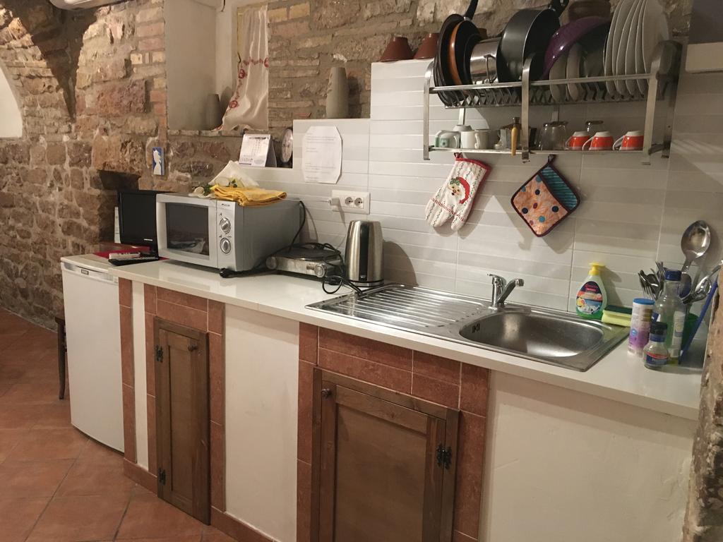 Apartments Aurora Delle Rose Asyż Zewnętrze zdjęcie
