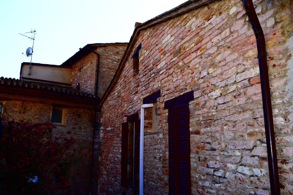 Apartments Aurora Delle Rose Asyż Zewnętrze zdjęcie