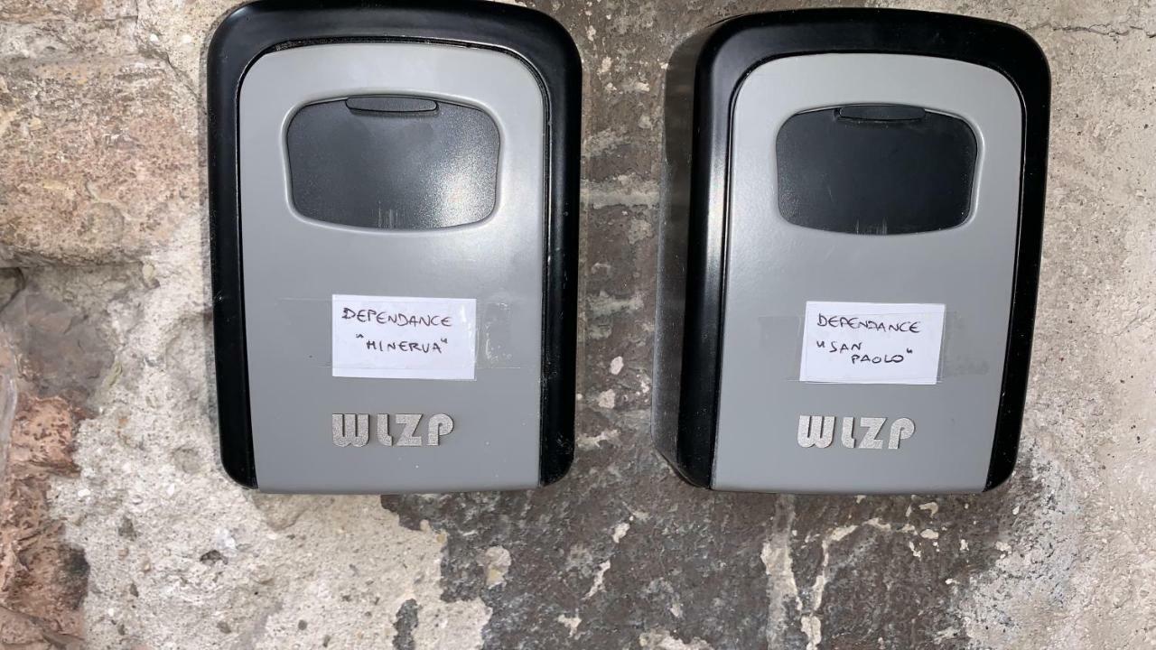 Apartments Aurora Delle Rose Asyż Zewnętrze zdjęcie